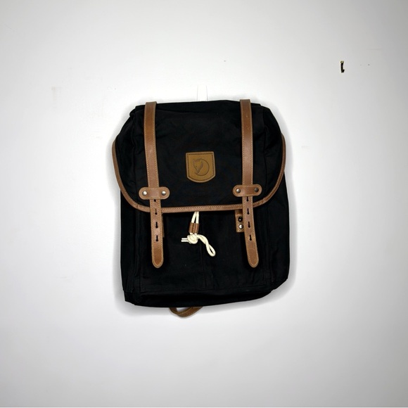 Fjallraven Rucksack No. 21 Medium Backpack Black - Picture 1 of 4